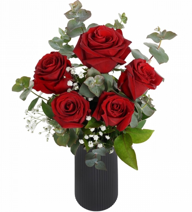 Desenli Vazoda Kırmızı Güller